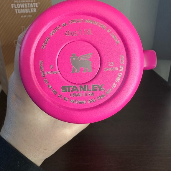 Stanley Pink Flowstate Tumbler with Hello Kitty Design - Picture 6 of 6